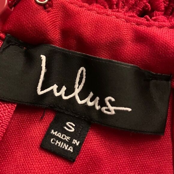 New! Lulu’s Love Poem Red Floral Lace Mini-Dress Sz S - Picture 5 of 6